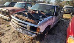 1998 GMC Sonoma SLS Ext. Cab 2WD