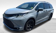2025 Toyota Sienna Woodland Edition