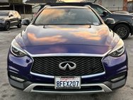 2017 Infiniti QX30 Premium