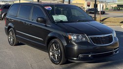 2015 Chrysler Town and Country S
