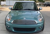 2012 MINI Cooper Clubman Base