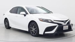 2022 Toyota Camry Hybrid SE