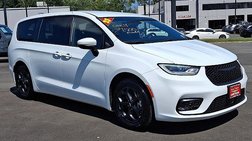 2023 Chrysler Pacifica Hybrid Touring L