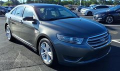 2016 Ford Taurus SE