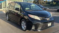 2018 Toyota Sienna LE