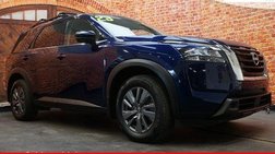 2023 Nissan Pathfinder SV
