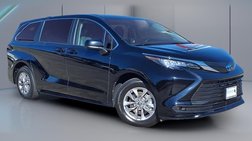 2023 Toyota Sienna LE 8-Passenger