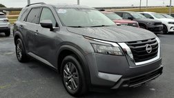 2024 Nissan Pathfinder SV
