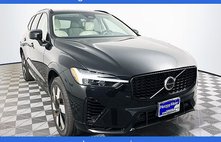 2025 Volvo XC60 T8 Plus Dark Theme