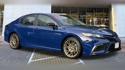 2024 Toyota Camry Hybrid SE Nightshade