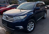 2011 Toyota Highlander Base