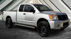 2013 Nissan Titan SV