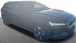 2025 Volvo V60 Cross Country B5 Plus