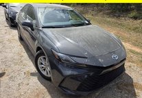 2025 Toyota Camry Hybrid LE