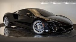 2025 McLaren Artura Base