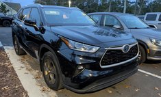 2023 Toyota Highlander Hybrid Bronze Edition