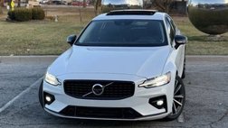 2022 Volvo S60 B5 Momentum