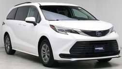 2023 Toyota Sienna LE 8-Passenger