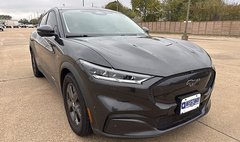 2022 Ford Mustang Mach-E Select
