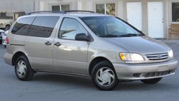 2001 Toyota Sienna LE