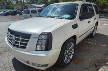 2010 Cadillac Escalade Hybrid Base