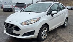 2016 Ford Fiesta SE