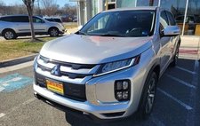 2024 Mitsubishi Outlander Sport SE