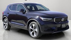 2025 Volvo XC40 B5 Core Bright Theme