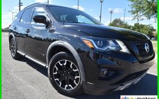 2020 Nissan Pathfinder SL