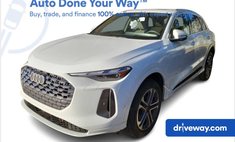 2025 Audi Q5 quattro Premium TFSI