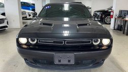 2017 Dodge Challenger SXT