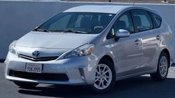 2014 Toyota Prius v Five