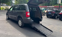 2016 Chrysler Town and Country Touring