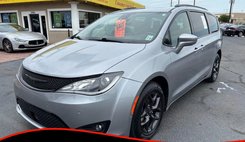 2020 Chrysler Pacifica Touring L Plus