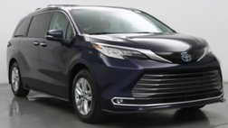 2022 Toyota Sienna Limited 7-Passenger