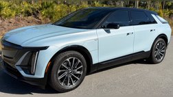 2025 Cadillac LYRIQ Sport 1