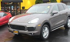 2016 Porsche Cayenne Base