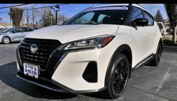 2023 Nissan Kicks SR