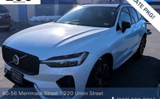 2024 Volvo XC60 B5 Plus Dark Theme