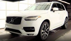 2018 Volvo XC90 T6 Momentum