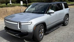 2023 Rivian R1S Adventure