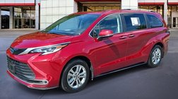 2023 Toyota Sienna Platinum 7-Passenger