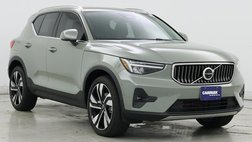 2023 Volvo XC40 B5 Plus Bright Theme
