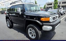 2014 Toyota FJ Cruiser Base