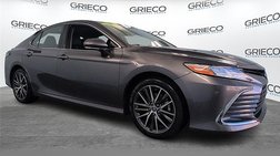 2023 Toyota Camry Hybrid XLE