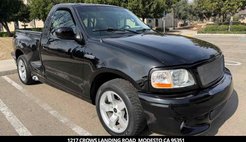 2002 Ford F-150 SVT LIGHTNING Base