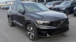 2026 Volvo XC40 B5 Plus