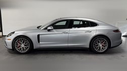 2017 Porsche Panamera 4S