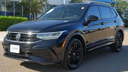 2022 Volkswagen Tiguan SE R-Line Black