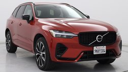 2023 Volvo XC60 Recharge T8 Ultimate Dark Theme